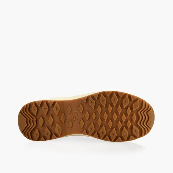 UGG Adirondack III Sparkle Spots Boot - Picture 4 of 7